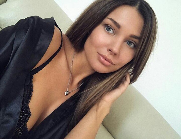 Индивидуалка Санкт-Петербурга Алина +7(981)174-52-34